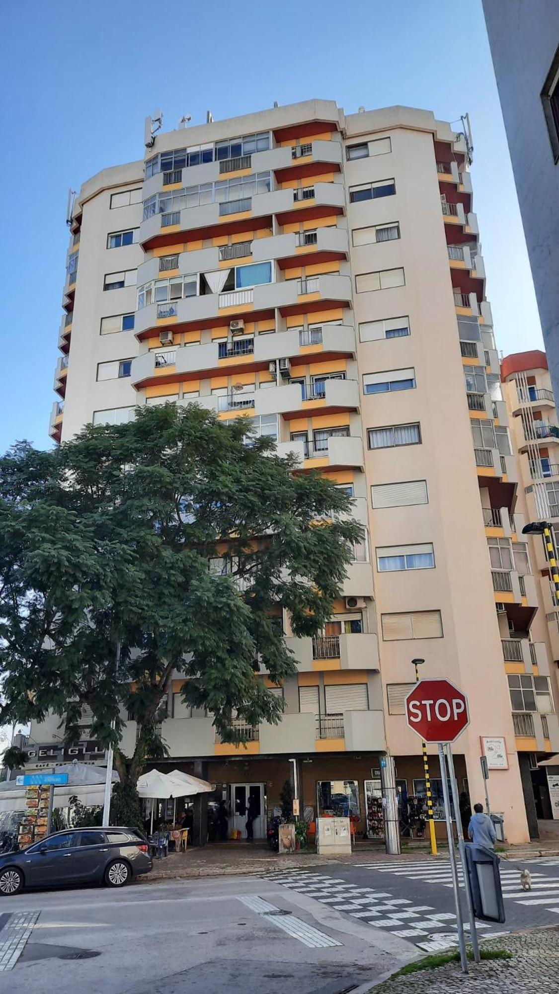 Apartment Avenida *